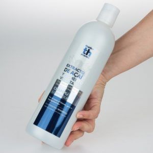 Champú iluminador con extracto de açai y pigmento violeta de TH Pharma
